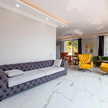 La Celine Villa